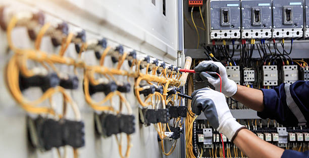 Professional Electrician technician working in Mount Jackson, VA